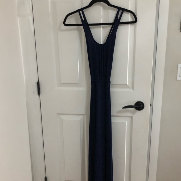 MICHAEL KORS TIE WAIST MAXI DRESS WITH STRAPPY BACK DETAIL - Picture 2 of 3